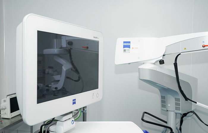 德國蔡司CALLISTO eye 手術(shù)導(dǎo)航系統(tǒng)